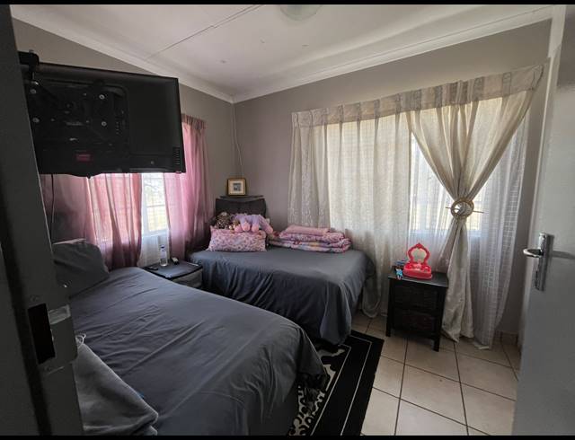 2 BEDROOM HOUSE FOR SALE IN BRAKPAN NORTH